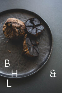 black-garlick-schwarzer-knoblauch-dark-food-foodphotography