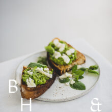 Roasted sourdough bread with pea spread and goat cheese